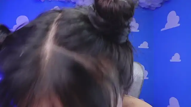 miss sharlotte18 online show from 10-11-25, 06:09