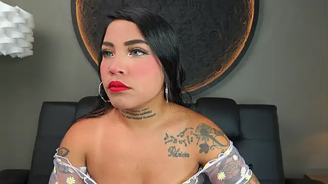 miss vaiolette online show from 12-16-25, 11:03