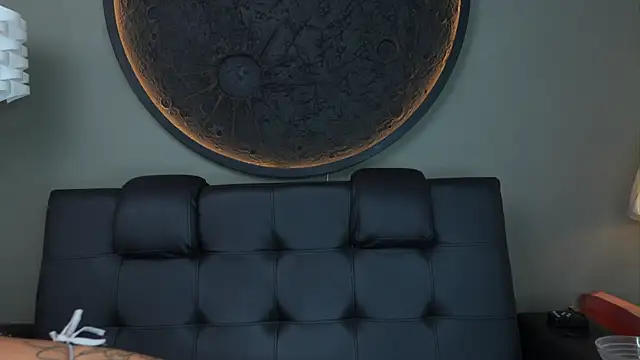 miss vaiolette online show from 10-24-25, 11:09