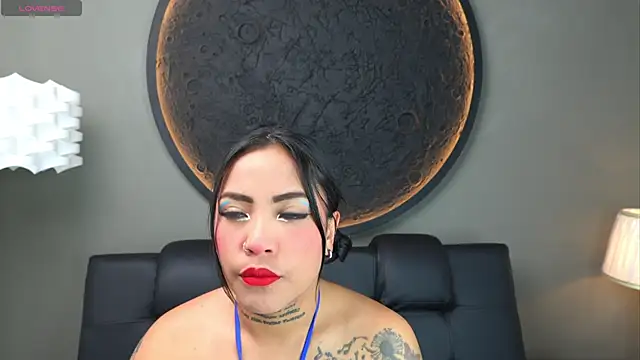 miss vaiolette online show from 11-05-25, 11:02