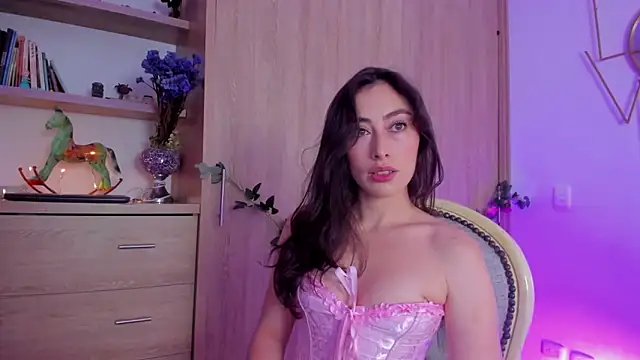 Amatiista online show from 03-07-26, 04:56