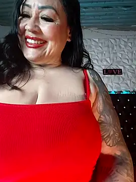 kittyhotass1 online show from 06-26-26, 05:24