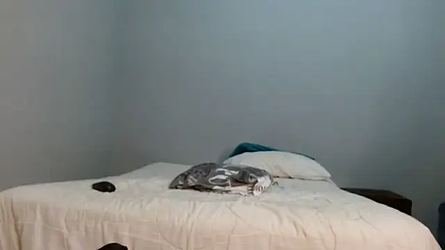 Darkvelvet01 online show from 12-23-25, 02:33