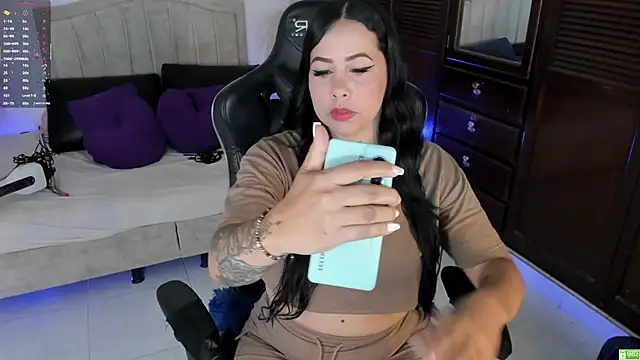 Bianka olivetto021 online show from 12-17-25, 02:38