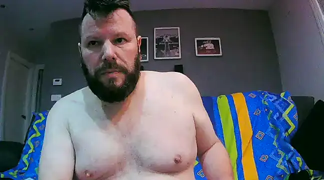 Snapshot of txan9876 chatting on 12-24-24, 11:44 txan9876 online show from 12-24-24, 11:44