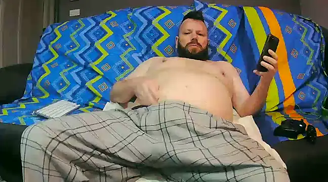 Snapshot of txan9876 chatting on 12-14-24, 04:12 txan9876 online show from 12-14-24, 04:12