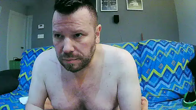 Snapshot of txan9876 chatting on 10-08-25, 05:09 txan9876 online show from 10-08-25, 05:09