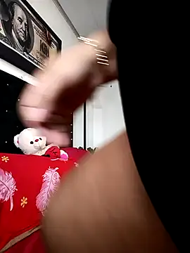 Snapshot of Edithxxx1 chatting on 11-05-25, 03:48 Edithxxx1 online show from 11-05-25, 03:48