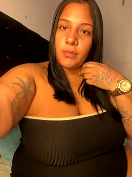 Snapshot of Edithxxx1 chatting on 09-27-25, 01:23 Edithxxx1 online show from 09-27-25, 01:23