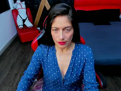 Snapshot of AnnyMilet_ chatting on 07-02-26, 01:28 AnnyMilet online show from 07-02-26, 01:28