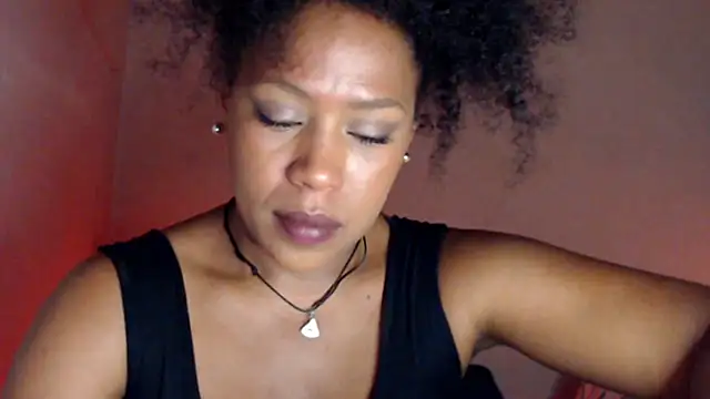 Snapshot of cherry_cleou chatting on 02-05-25, 04:47 cherry cleou online show from 02-05-25, 04:47