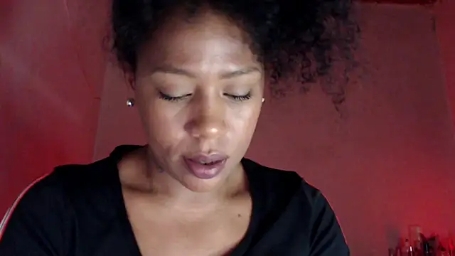 Snapshot of cherry_cleou chatting on 02-24-25, 04:26 cherry cleou online show from 02-24-25, 04:26