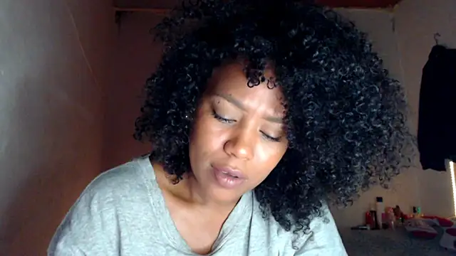 Snapshot of cherry_cleou chatting on 01-09-25, 02:40 cherry cleou online show from 01-09-25, 02:40