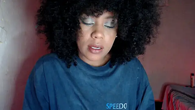 Snapshot of cherry_cleou chatting on 01-20-25, 02:03 cherry cleou online show from 01-20-25, 02:03