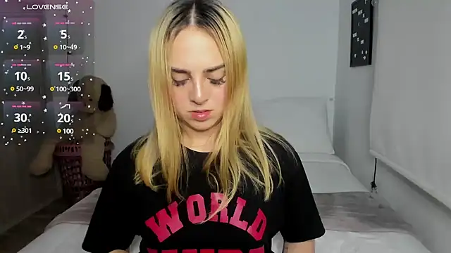 sophi mooreno online show from 03-21-25, 05:00