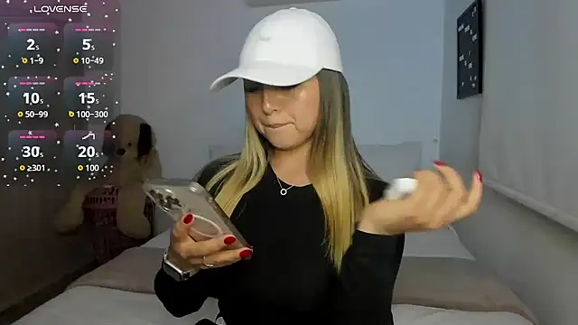 sophi mooreno online show from 07-28-26, 02:19