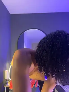 Lucas eevans online show from 04-12-26, 01:36