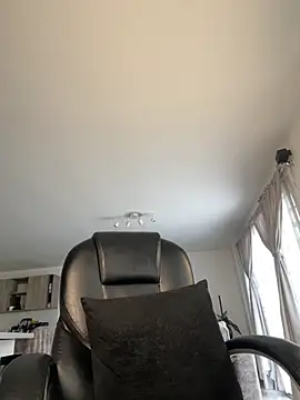 Snapshot of Frank_Farrell chatting on 02-24-26, 07:59 Frank Farrell online show from 02-24-26, 07:59