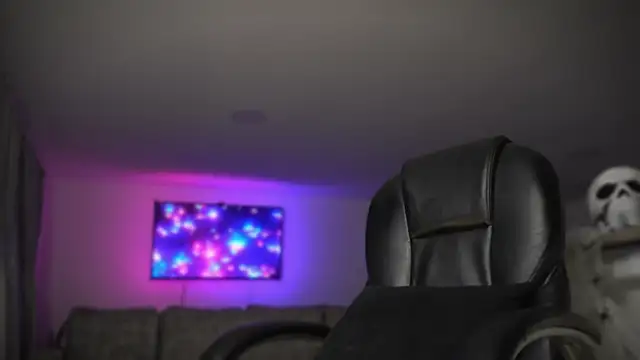 Frank Farrell online show from 10-24-25, 11:04