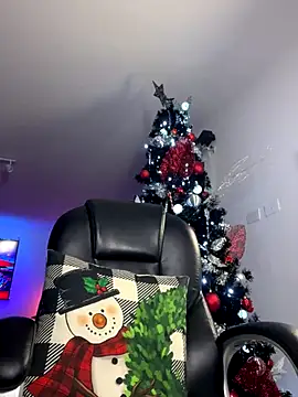 Frank Farrell online show from 12-23-25, 04:12