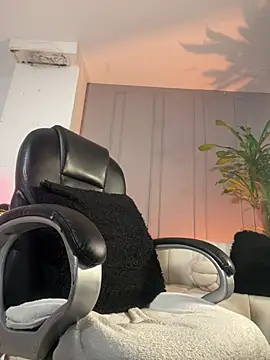 Frank Farrell online show from 04-05-26, 08:48