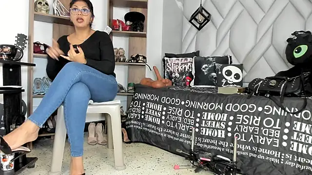 MirandaHaguen online show from 06-25-26, 08:58