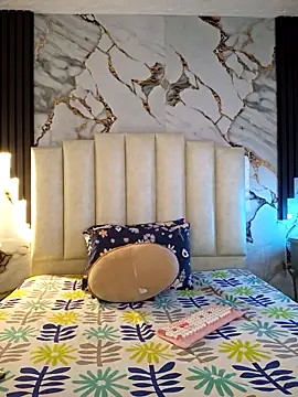 Snapshot of mollieblue69 chatting on 02-27-26, 01:00 mollieblue69 online show from 02-27-26, 01:00