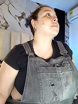 mollieblue69 online show from 01-12-26, 12:56