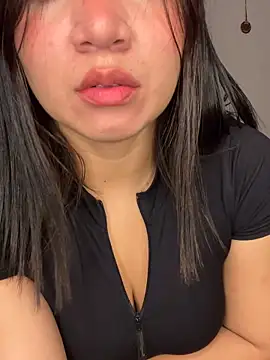 Lizzi 049 online show from 02-11-26, 04:01