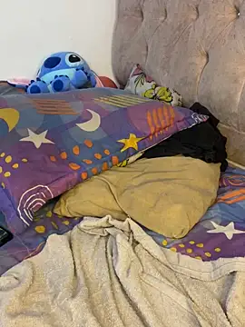 Lizzi 049 online show from 11-30-25, 08:42