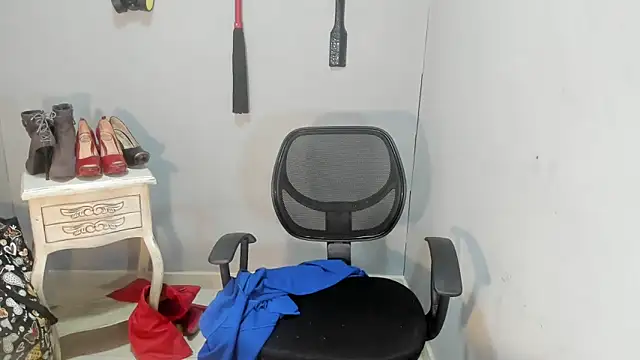 Snapshot of sandyquinnxx chatting on 02-20-26, 07:05 sandyquinnxx online show from 02-20-26, 07:05