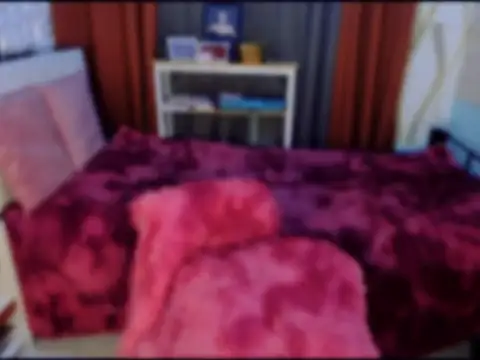 Snapshot of Laura_yourhottestbabe123 chatting on 03-06-25, 05:22 Laura yourhottestbabe123 online show from 03-06-25, 05:22