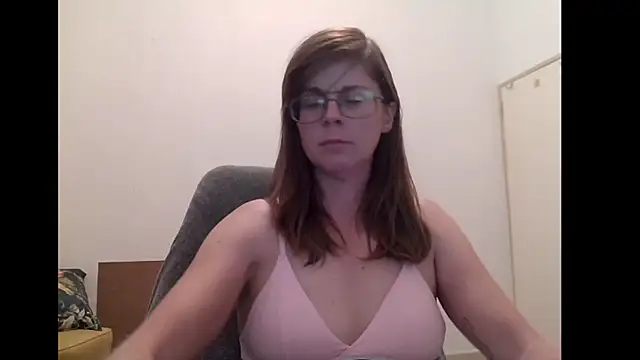 SavannaGirly online show from 04-15-26, 06:34