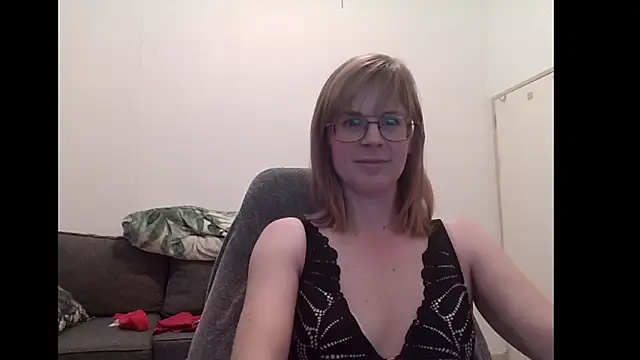 Snapshot of SavannaGirly chatting on 10-03-25, 11:01 SavannaGirly online show from 10-03-25, 11:01