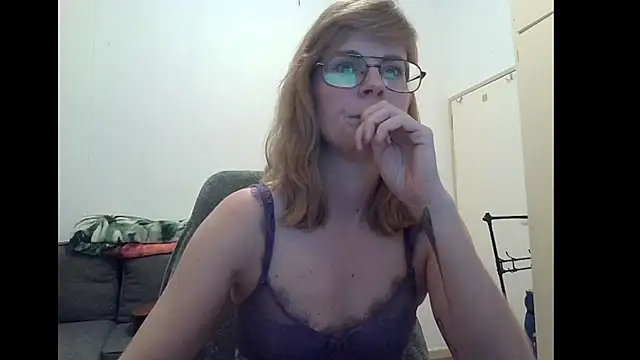 SavannaGirly online show from 11-04-25, 08:12