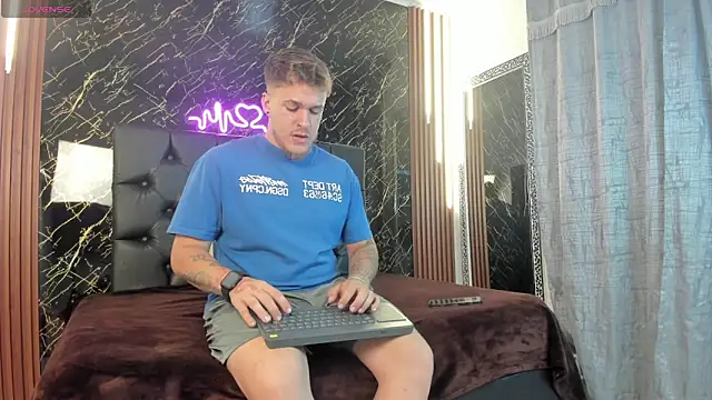 keane lee online show from 10-29-25, 12:59