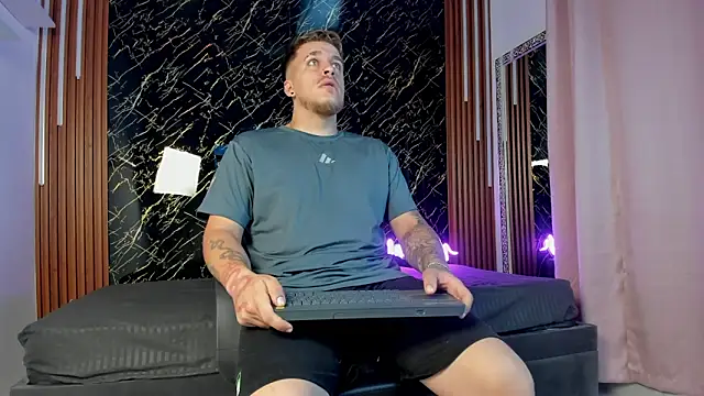 keane lee online show from 12-15-25, 12:55