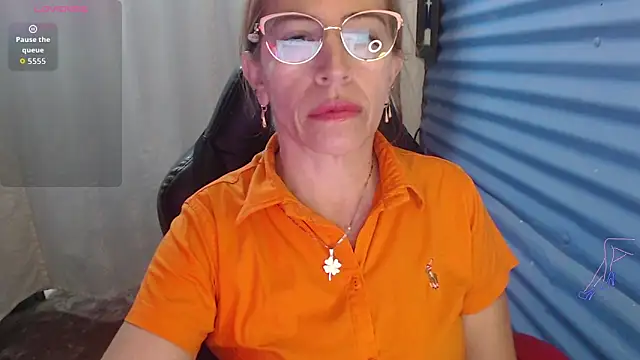 Chayla Ruiz online show from 06-15-26, 02:50