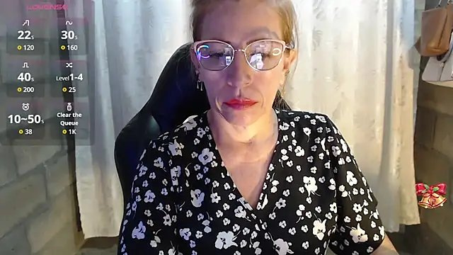 Chayla Ruiz online show from 03-12-26, 01:15