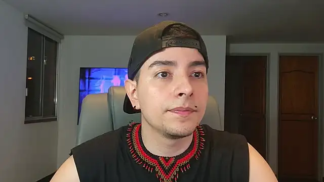 Jhoan saenz online show from 10-29-25, 11:14