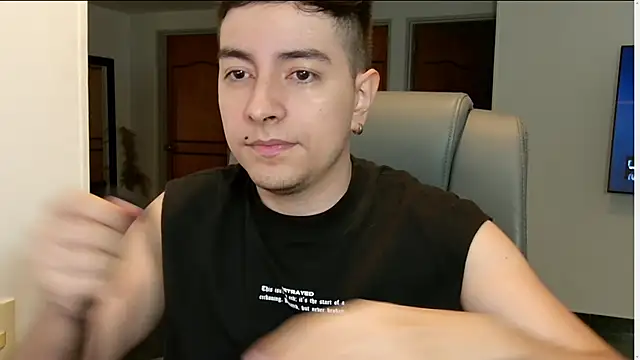 Jhoan saenz online show from 09-30-25, 04:13