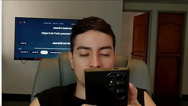 Jhoan saenz online show from 10-09-25, 04:29