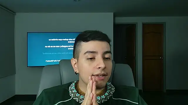 Jhoan saenz online show from 10-25-25, 11:49