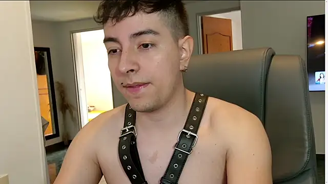 Jhoan saenz online show from 09-28-25, 05:31
