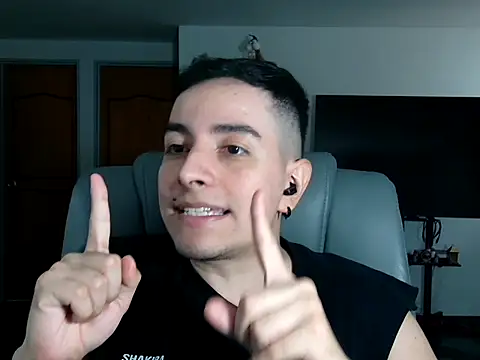 Jhoan saenz online show from 11-21-25, 09:58