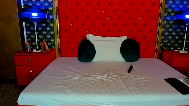 VallerieJones online show from 11-07-25, 12:48