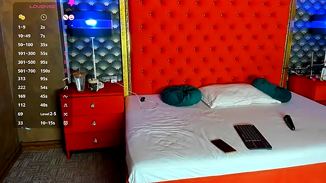 VallerieJones online show from 11-12-25, 12:59