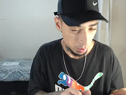 emiliano hottt online show from 01-28-25, 11:39