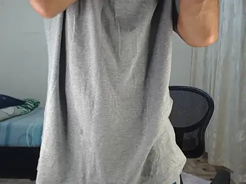 emiliano hottt online show from 10-03-25, 10:11