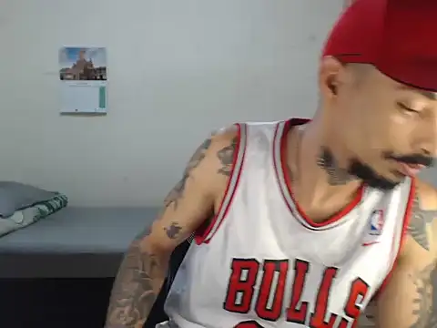 emiliano hottt online show from 03-27-26, 10:11